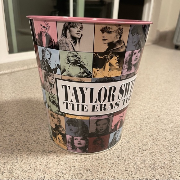 Taylor Swift Eras Tour Popcorn tin - Picture 5 of 9
